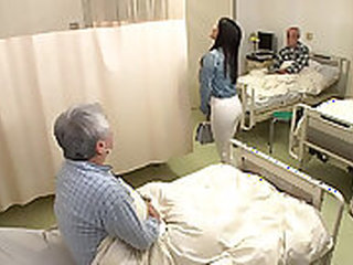 Celebrations: Mittens on call - Inga-Casas www