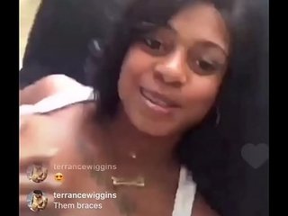 Instagram live nipple slip 3